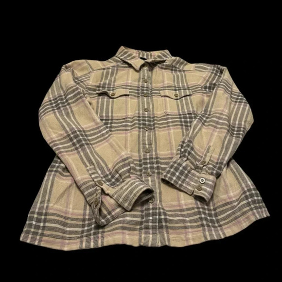 Patagonia button down shirts - Picture 1 of 1